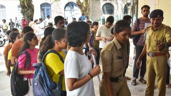 Neet Result 2026 Live Update Re Neet Nta Result Answer Key Response Sheet Omr Link Neet Nta Nic In Cut Off Latest News
