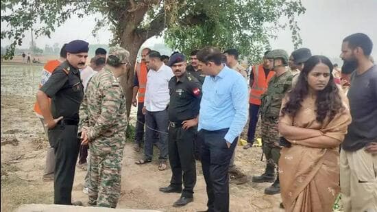 4yrold Boy Falls Into 220 Ft Deep Borewell In Ambala Rescue Op On