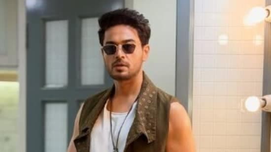 Gaurav Khanna Makes First Post Advocates For Love Always Days After Wife Akanksha Chamola Confirmed Divorce Lock Upp 2