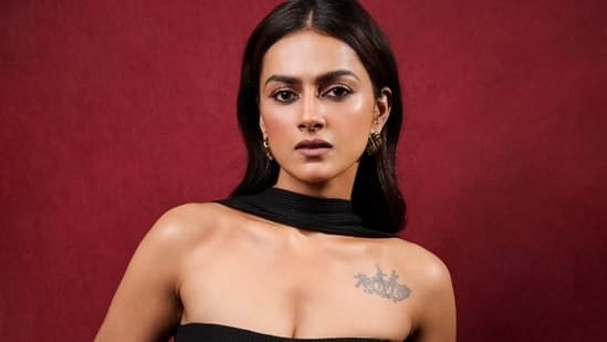 Shraddha Srinath Has Sassy Replies To Men Commenting On Her Outfit Marriage Main Vaapas Aaunga Song