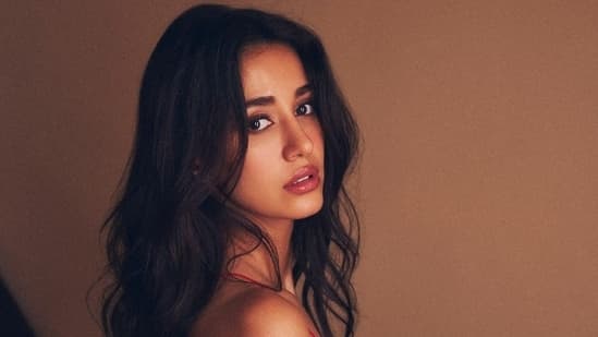 Exclusive Disha Patani I Learned Comedy By Watching Akshay Kumar Johnny Lever And Arshad Warsi On Set