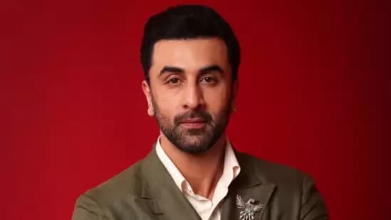 Rajkumar Hirani Reveals Ranbir Kapoor Had No Entourage On Sanju Ramayana Love And War