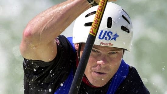 David Hearn Update Ex Olympian Faces Felony Charge Over Lincoln Memorial Reflecting Pool Vandalism