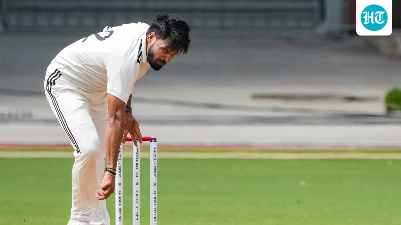 Mukesh Kumar, Akash Deep shine as Rest of India beat Jammu and Kashmir by 167 runs to lift Irani Cup Mukesh Kumar, Akash Deep shine as Rest of India beat Jammu and Kashmir by 167 runs to lift Irani Cup
