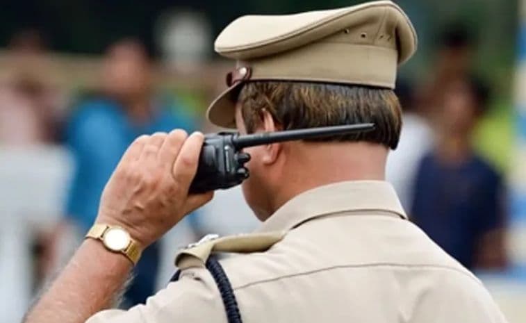 హైదరాబాద్ లో బంగ్లాదేశీయులను అరెస్ట్ చేసి