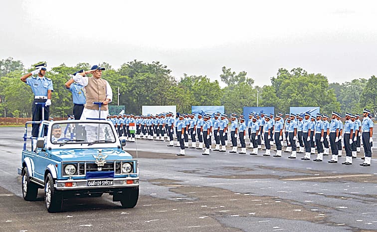యుద్ధతంత్రాన్ని సాంకేతికత మార్చింది