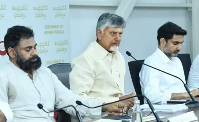 ప్రశ్నిస్తే ప్రతీకారమా.. కేసులతో కట్టడి చేయగలరా