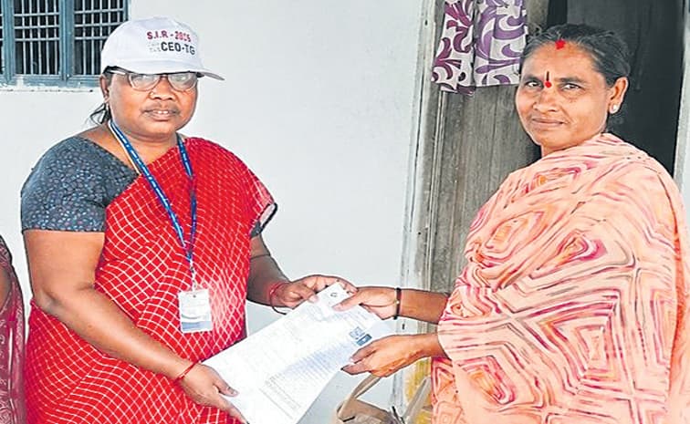ఎన్యూమరేషన్ ఫారం 'లక్ష్యానికి దూరం