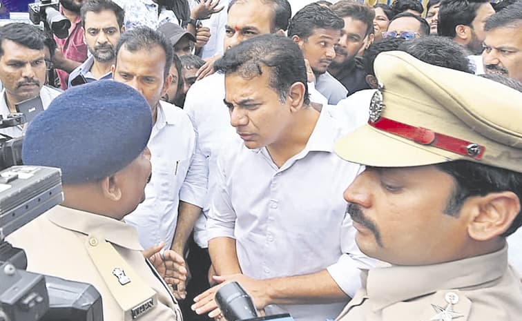 కుర్చీ, శాలువా రెడీ చేసినా రాలేదు