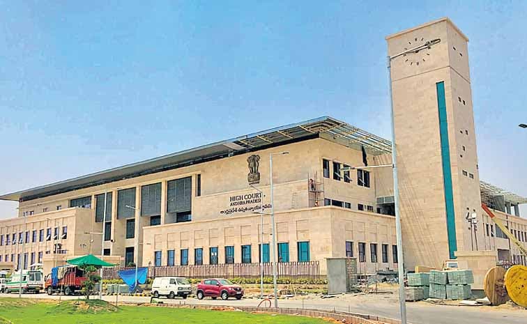 మీపై కేసు ఎందుకు పెట్టకూడదు