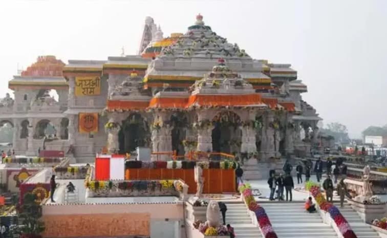 ప్రధాని నివాసానికి సాధువుల భారీ మార్చ్