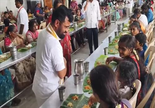 అమ్మవారి అన్నప్రసాదాలు అద్భుతం...భక్తుల ప్రశంసలు
