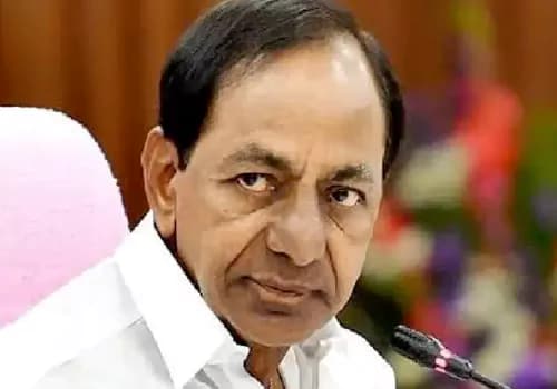 మాజీ సీఎం కేసీఆర్ కు మళ్లీ కోర్టు నోటీసులు