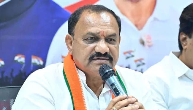 టీపీసీసీ చీఫ్ మహేష్ కుమార్ గౌడ్ కుర్చీకి ఎసరు