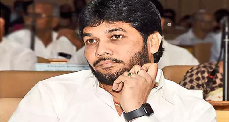 ఎమ్మెల్సీ అనంతబాబుకు మరోసారి చుక్కెదురు