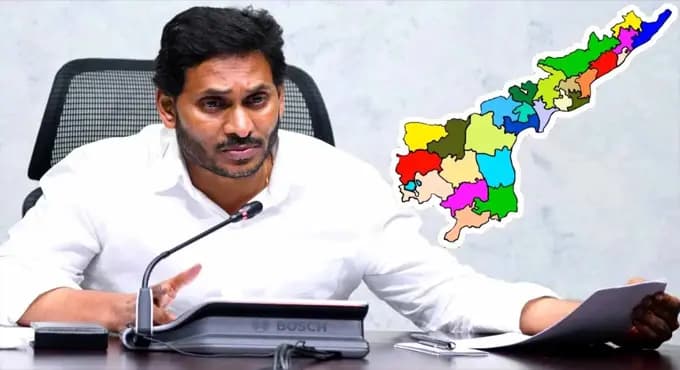 స్థానిక ఎన్నికలపై వైసీపీ వ్యూహం… కేడర్ లో పెరుగుతున్న ఆర్థిక ఆందోళనలు