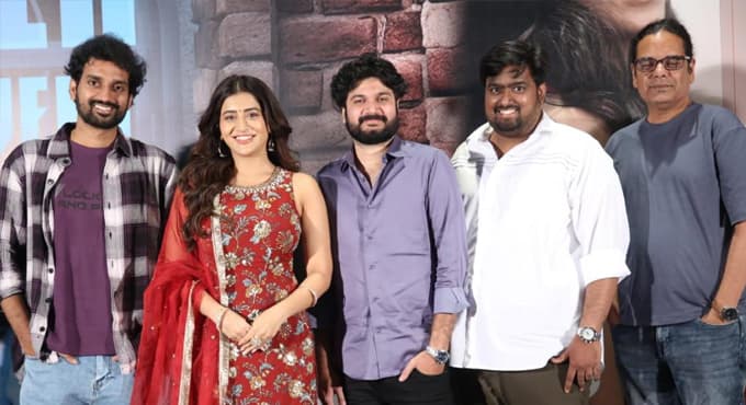 ప్రముఖ దర్శకుడు సాయి కిరణ్ అడివి చేతుల మీదగా గాసిప్ చిత్ర ట్రైలర్ లాంచ్