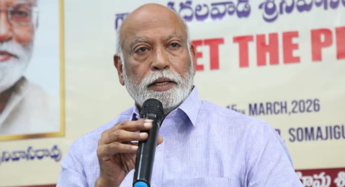 ఆ దివ్యాంగురాలిని ఆదుకుంటాను.. చదలవాడ శ్రీనివాసరావు