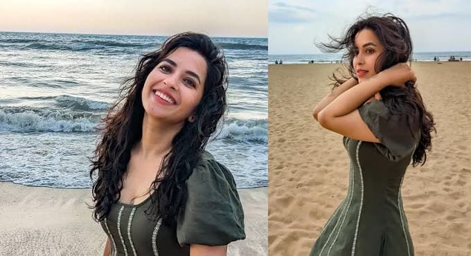 సముద్ర తీరంలో కోమలి అందాలు