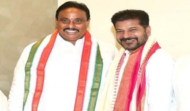 బీఆర్ఎస్ వైపు ఫిరాయింపు ఎమ్మెల్యేల చూపు
